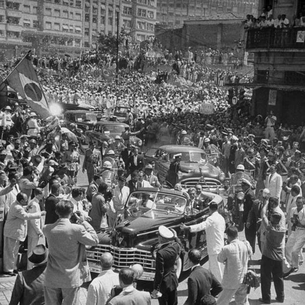 No aniversário de suicídio de Getúlio Vargas é comum lembrar de sua política energética com relação ao petróleo ou ainda com relação à siderurgia e à CLT. Contudo, graças ao ex-Presidente, temos a base de outra infraestrutura essencial ao País: a energia hidrelétrica.