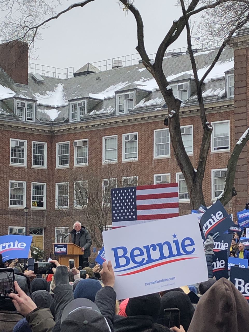 lançamento da pré-campanha de Bernie Sanders nos EUA
