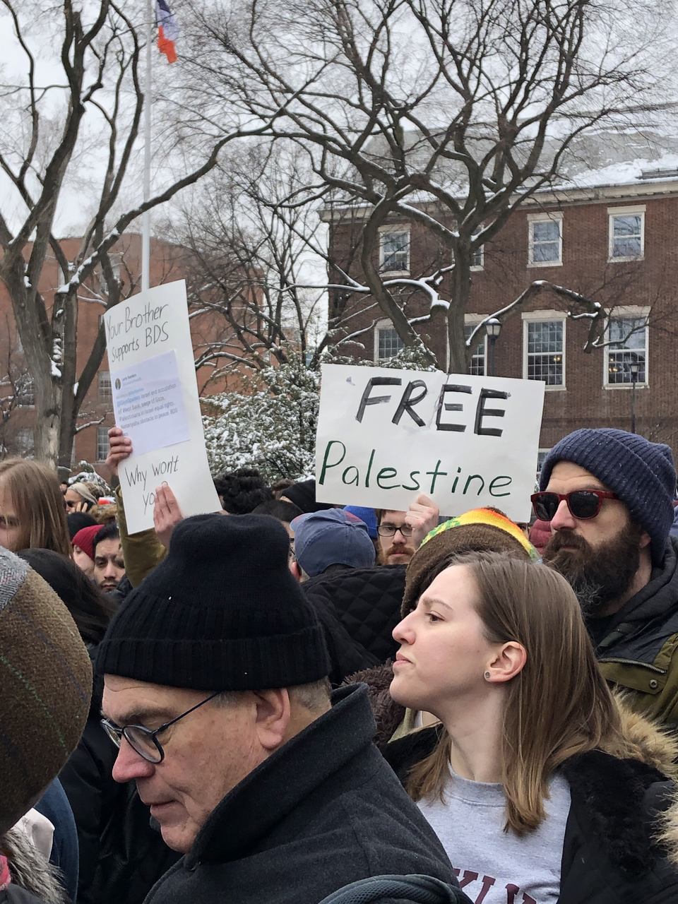 lançamento da pré-campanha de Bernie Sanders nos EUA