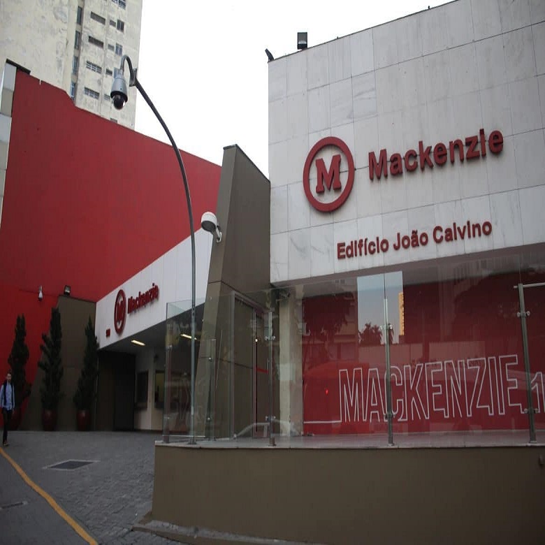 mackenzie censura