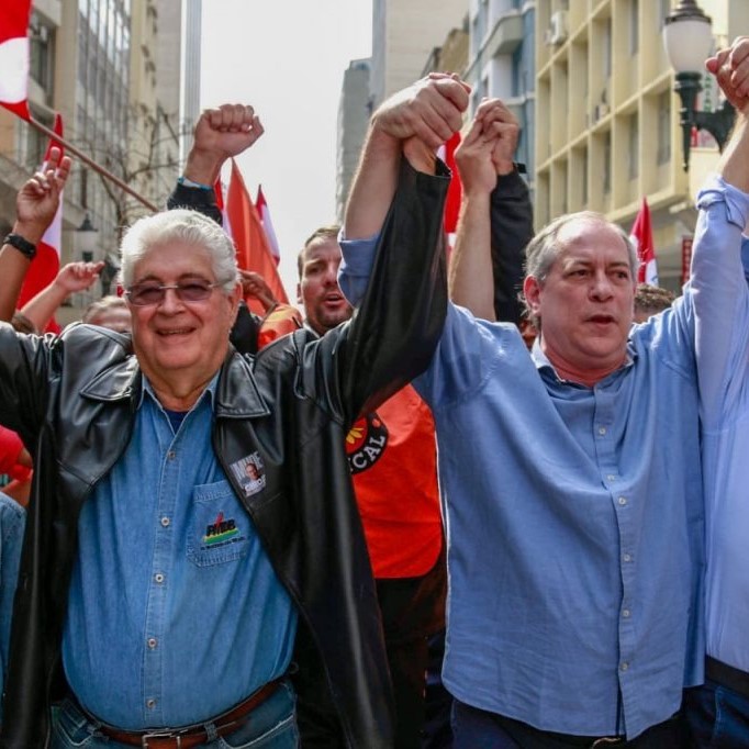 Bola no meio do campo teremos que recomeçar do zero Ciro Gomes e Requião