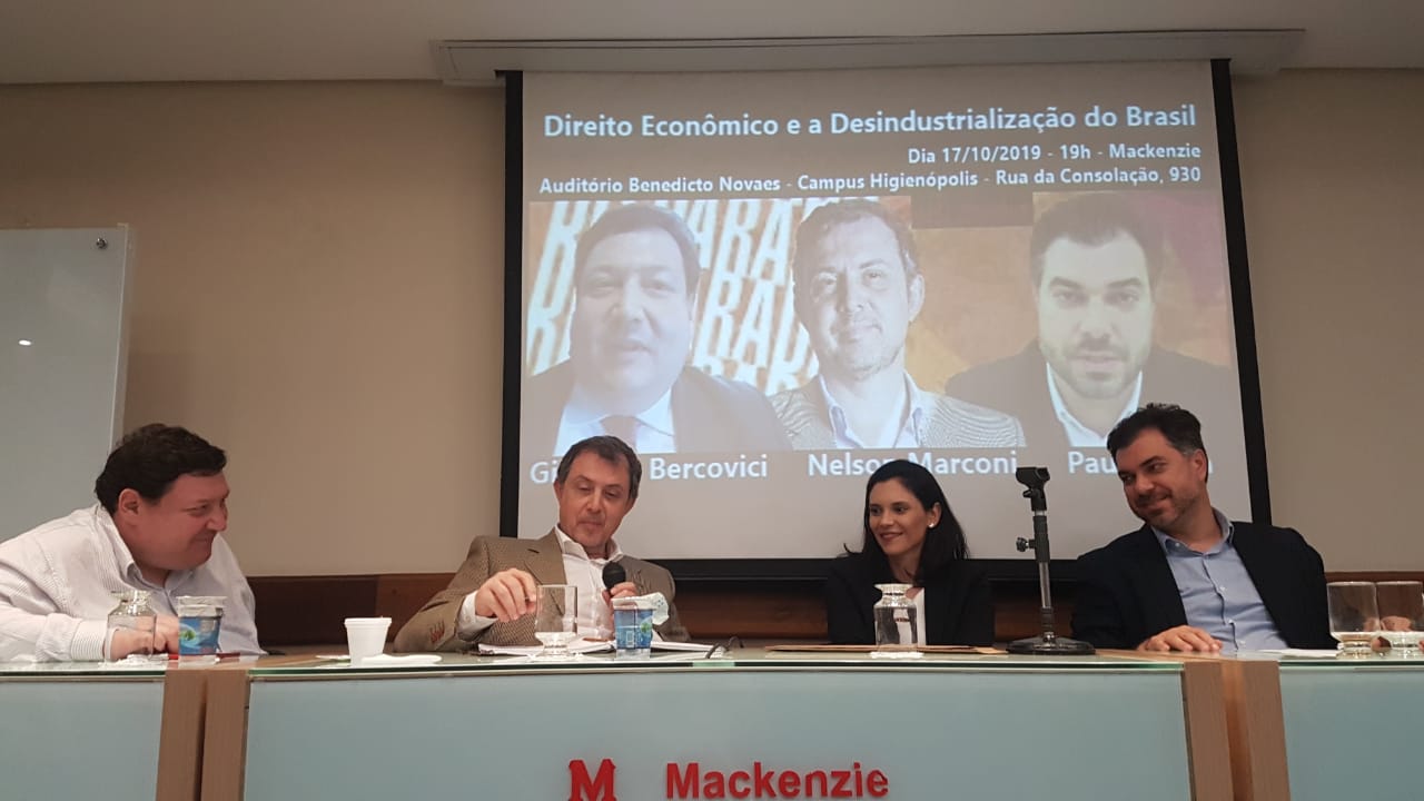 Debate no Mackenzie Não existe desenvolvimento sem indústria e Estado direito econômico e desindustrializaçãgilberto bercovici paulo gala nelson marconi 1