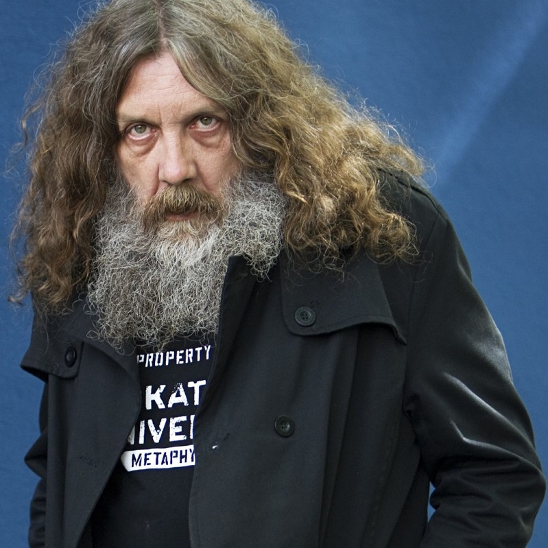 alan-moore-escritor-anarquista-declara-voto-no-partido-trabalhista-inglês-pela-primeira-vez