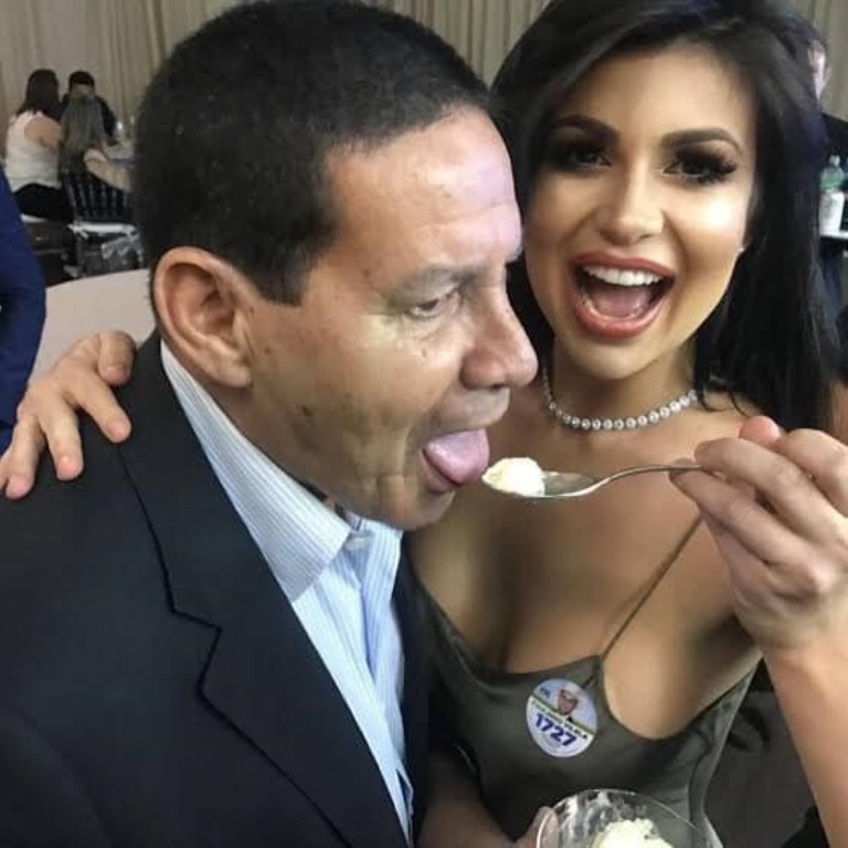 a estupidez galopante de mourão é a garantia de estabilidade de bolsonaro