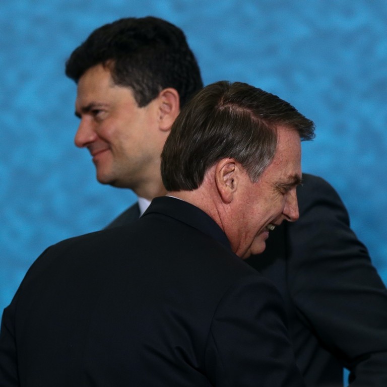 O feitiço beneficiou, mas pode também prejudicar Bolsonaro moro