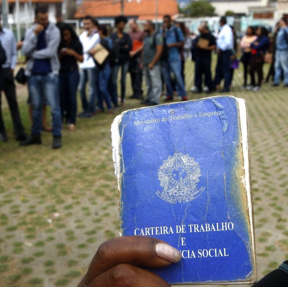 Desemprego no país sobe para 13,8% em julho