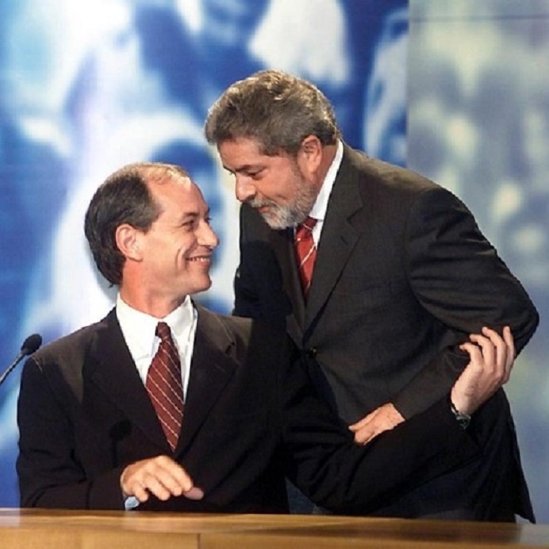 Por Luiz Carlos de Oliviera e Silva - 1. Fernando Haddad disse o seguinte à Folha de S. Paulo: “Qualquer cientista político sabe que o PT é um partido de centro-esquerda, sempre foi tratado dessa maneira. Se o jogo político fosse limpo, continuaria sendo tratado assim.”
