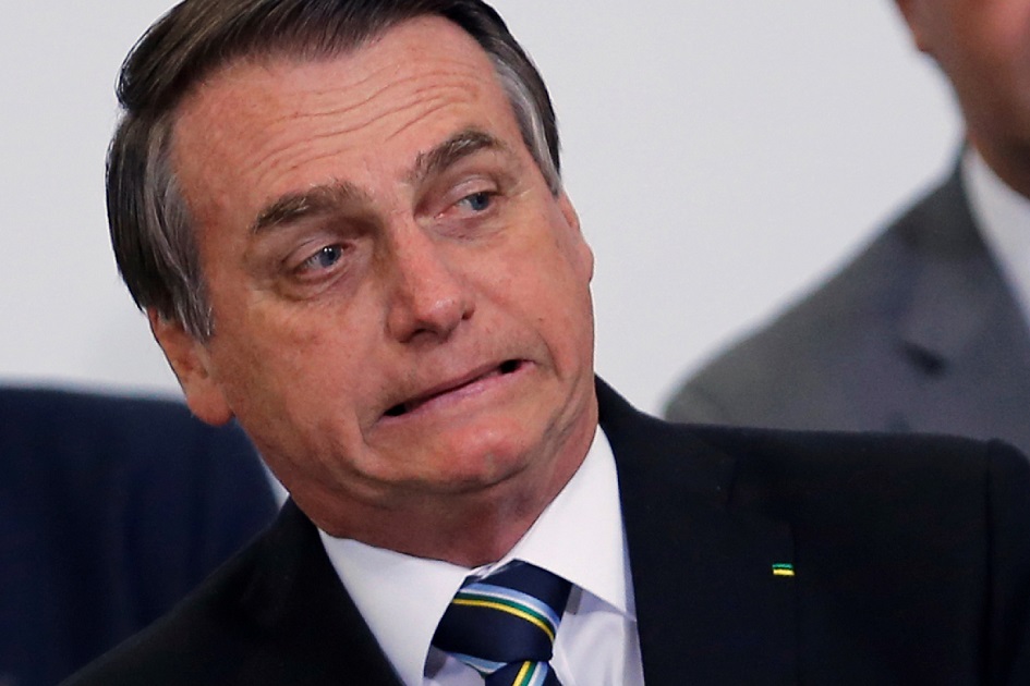 O populista de direita radical na democracia hoje em crise vive de simular força para se legitimar como "líder do povo" e intimidar o "sistema". Ações como essa são essenciais para saciar o revanchismo dos seus seguidores, ressentidos com a marcha da democracia, que ameaça seus micropoderes de gênero, raça ou orientação sexual.