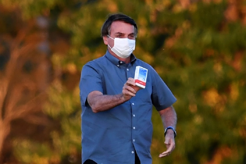 Por Henrique Matthiesen - Sentenciada pelo Jair Bolsonaro a tal gripezinha, que devemos enfrentar como homens, já vitimou mais de 200 mil brasileiros. Somos o segundo país no mundo com maior número de mortos, ficando atrás apenas dos EUA que tem mais de 350 mil.