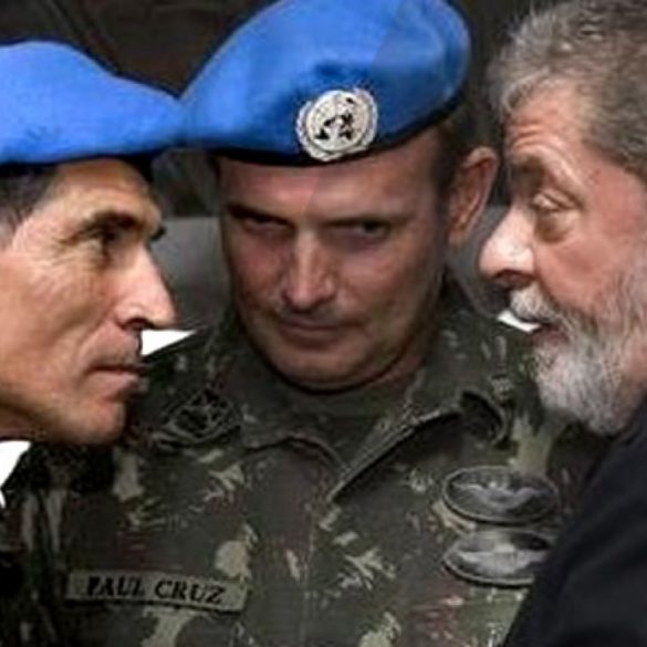 PT quer diálogo com militares através de Lula-Santos Cruz e Dirceu quer o Centrão de volta
