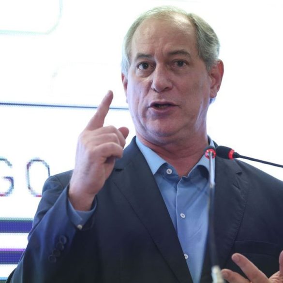 CIRO GOMES Isolamento social, vacinas, e socorro para as pessoas e empresas ciro gomes bolsonaro pandemia covid saúde