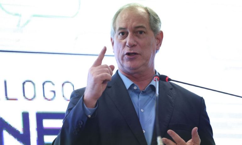 CIRO GOMES Isolamento social, vacinas, e socorro para as pessoas e empresas ciro gomes bolsonaro pandemia covid saúde