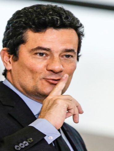 Descobriram que Moro não era o juiz natural de Lula