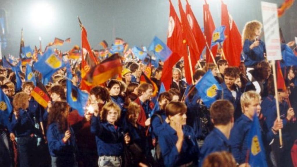 75 anos de fundação da FDJ - a Juventude Alemã Livre