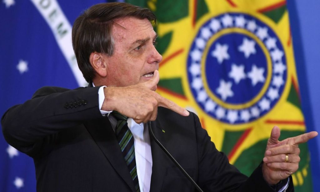 O presidente sofrerá cada vez mais pressão. Que será do impeachment de Bolsonaro?