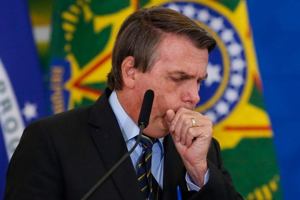Ação genocida de Bolsonaro faz Câmara aprovar Lei Titanic bolsonaro genocida