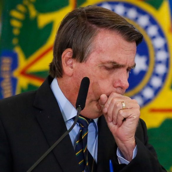 Ação genocida de Bolsonaro faz Câmara aprovar Lei Titanic bolsonaro genocida