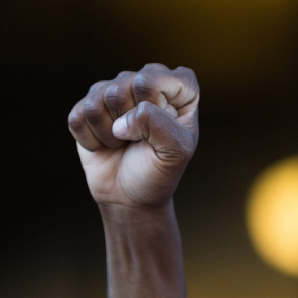 13 de maio Dia Nacional de Denúncia ao Racismo.