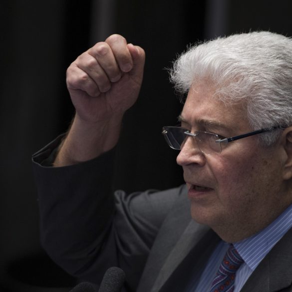 roberto requião e o pdt de brizola
