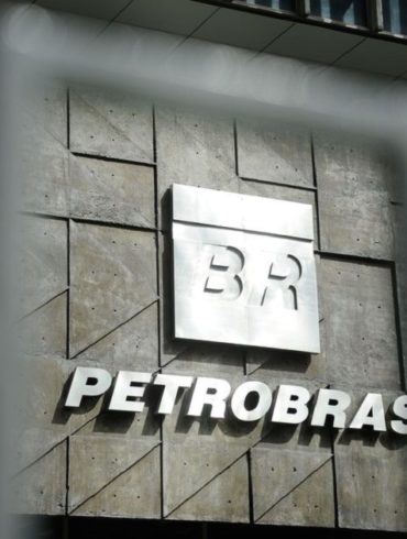 petrobras não é padaria nelson marconi