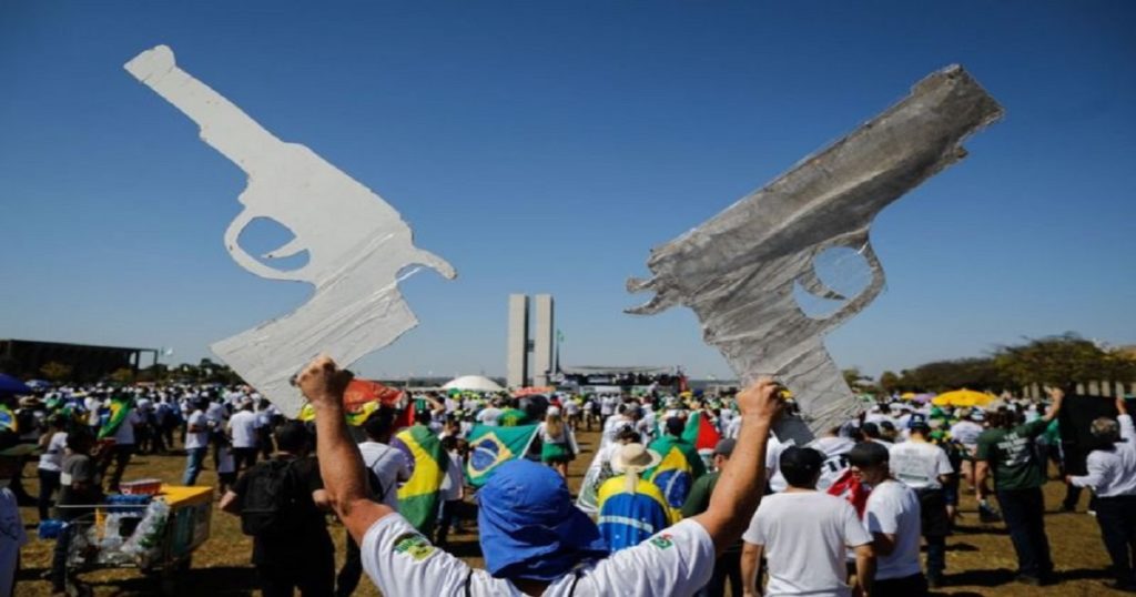 A meta não é multidão, é caos