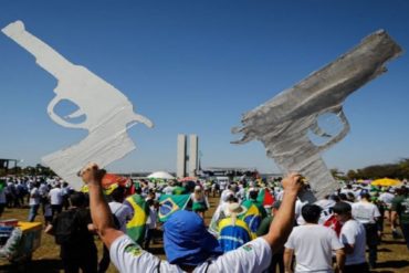A meta não é multidão, é caos