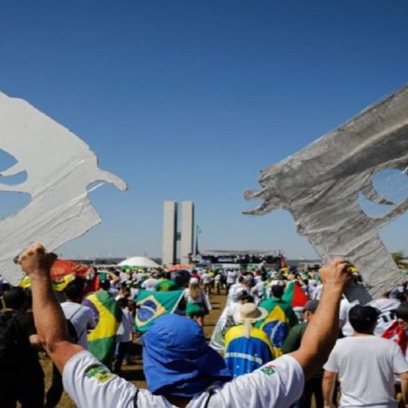 A meta não é multidão, é caos