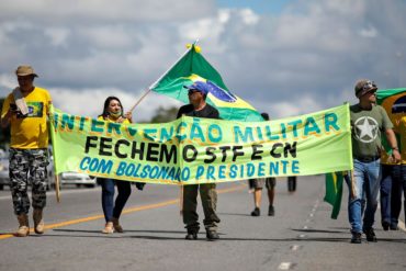 O fantasma de 1964 e o 'golpe militar' de Bolsonaro