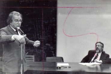 Dia do professor Darcy Ribeiro, o professor do Brasil