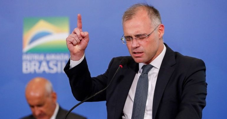 Deploro Mendonça no STF. Mas faz parte do jogo democrático