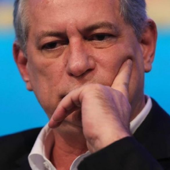 Bolsonaro apresenta suas armas contra Ciro Gomes