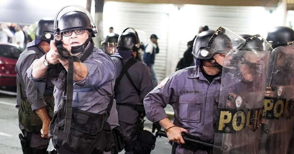 Os liberais e a repressao policial