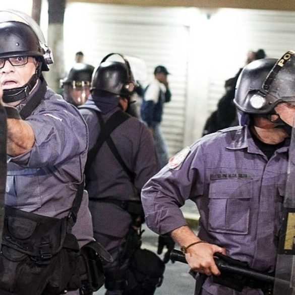 Os liberais e a repressao policial