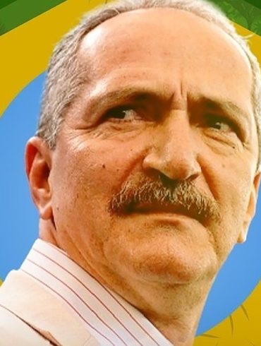 O Quinto Movimento comeca com um Partido Nacional