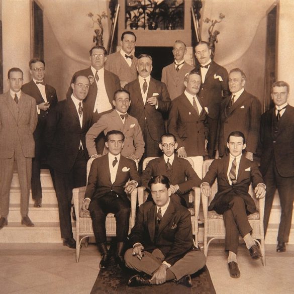 A Semana de Arte Moderna e a contestação chique ruy castro gilberto maringoni-min
