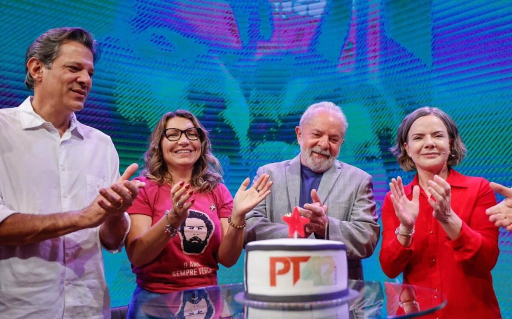 O PT se mantém fiel às origens há 42 anos haddad janja lula gleisi hoffman