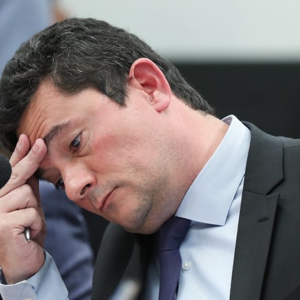 Sérgio Moro resiste até a campanha