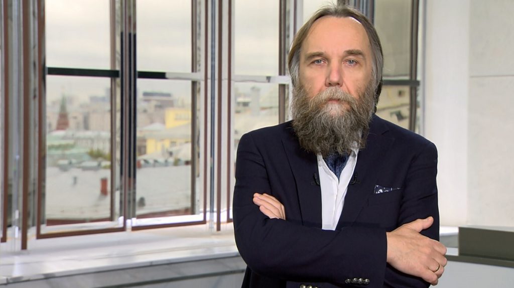 A Quarta Teoria Política de Alexander Dugin é um neofascismo