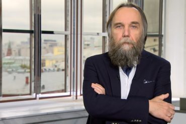 A Quarta Teoria Política de Alexander Dugin é um neofascismo