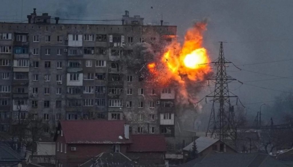 Rússia conquista Mariupol, principal centro dos neonazistas do Batalhão Azov