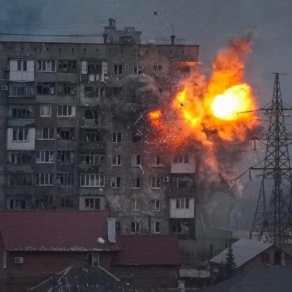 Rússia conquista Mariupol, principal centro dos neonazistas do Batalhão Azov