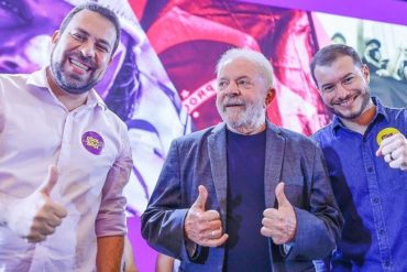 PSOL como parte da holding do PT