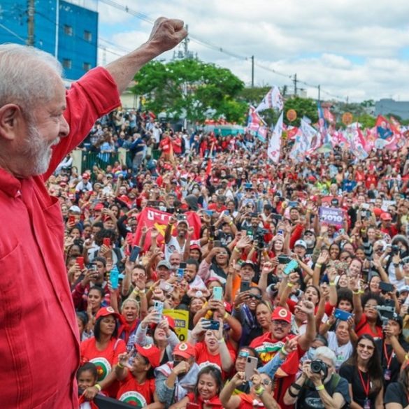 Lula em Comício Novidade na campanha de Lula desestabilizou bolsonaristas