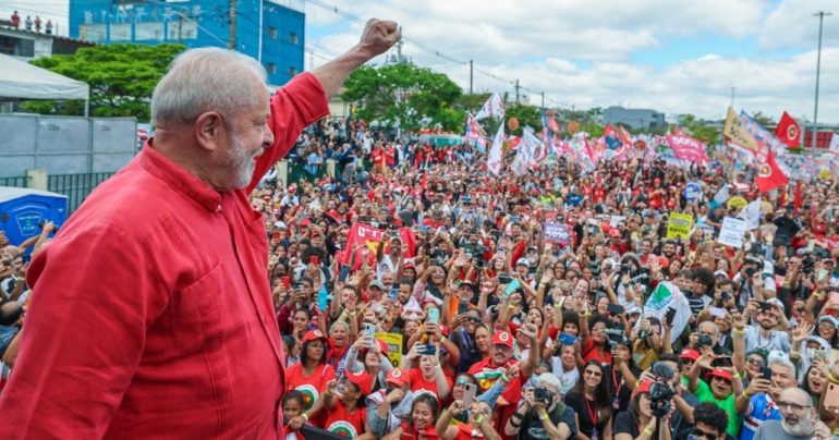 Lula em Comício Novidade na campanha de Lula desestabilizou bolsonaristas