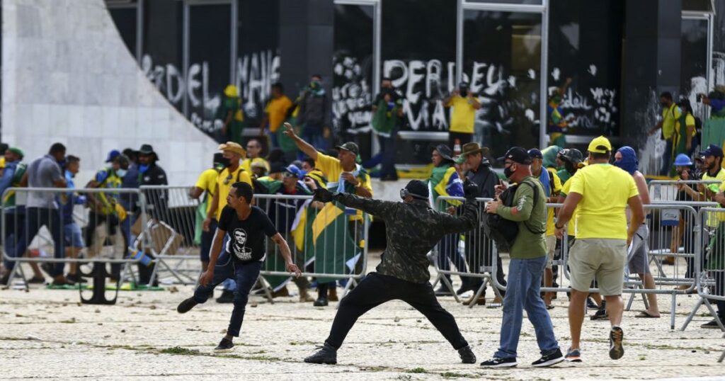 Intentona Fascista. Manifestantes invadem Congresso, STF e Palácio do Planalto. Foto: Marcelo Camargo/Agência Brasil
