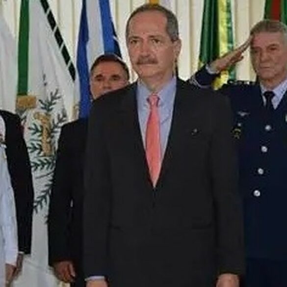 Por que a situacao na Defesa pede Aldo Rebelo