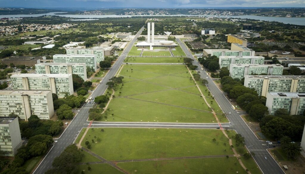 estado nacional governo esplanada dos ministérios brasília palácio do planalto congresso nacional stf poder-min