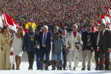 cerimonia_de_posse_luiz_inacio_lula_da_silva_tnrgo_abr_0101233241_0 O país está apaixonado por Lula, mas não há amor eterno na política