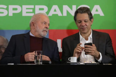lula-fernando-haddad Lula e a tática do 'deixa que eu chuto' sobre o salário mínimo jones manoel