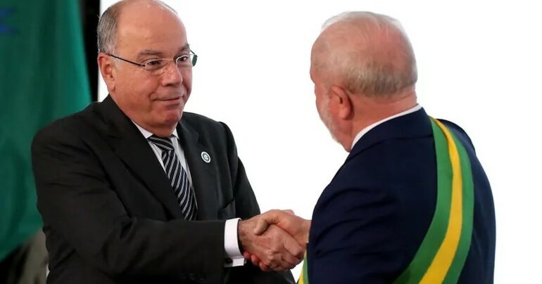 Um sabotador no Itamaraty